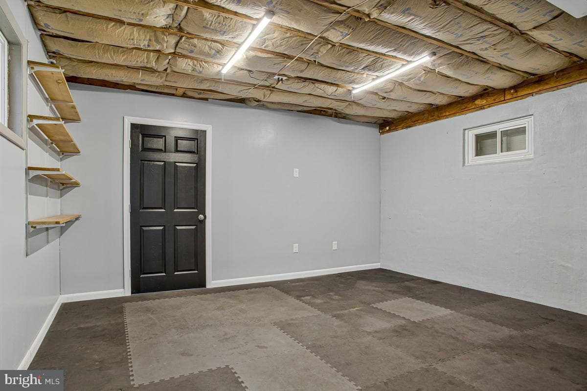 454 Manor Road photo 28