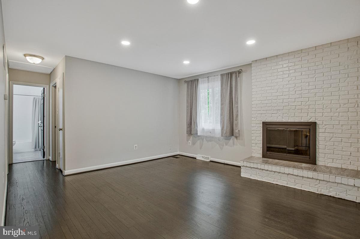 454 Manor Road photo 5