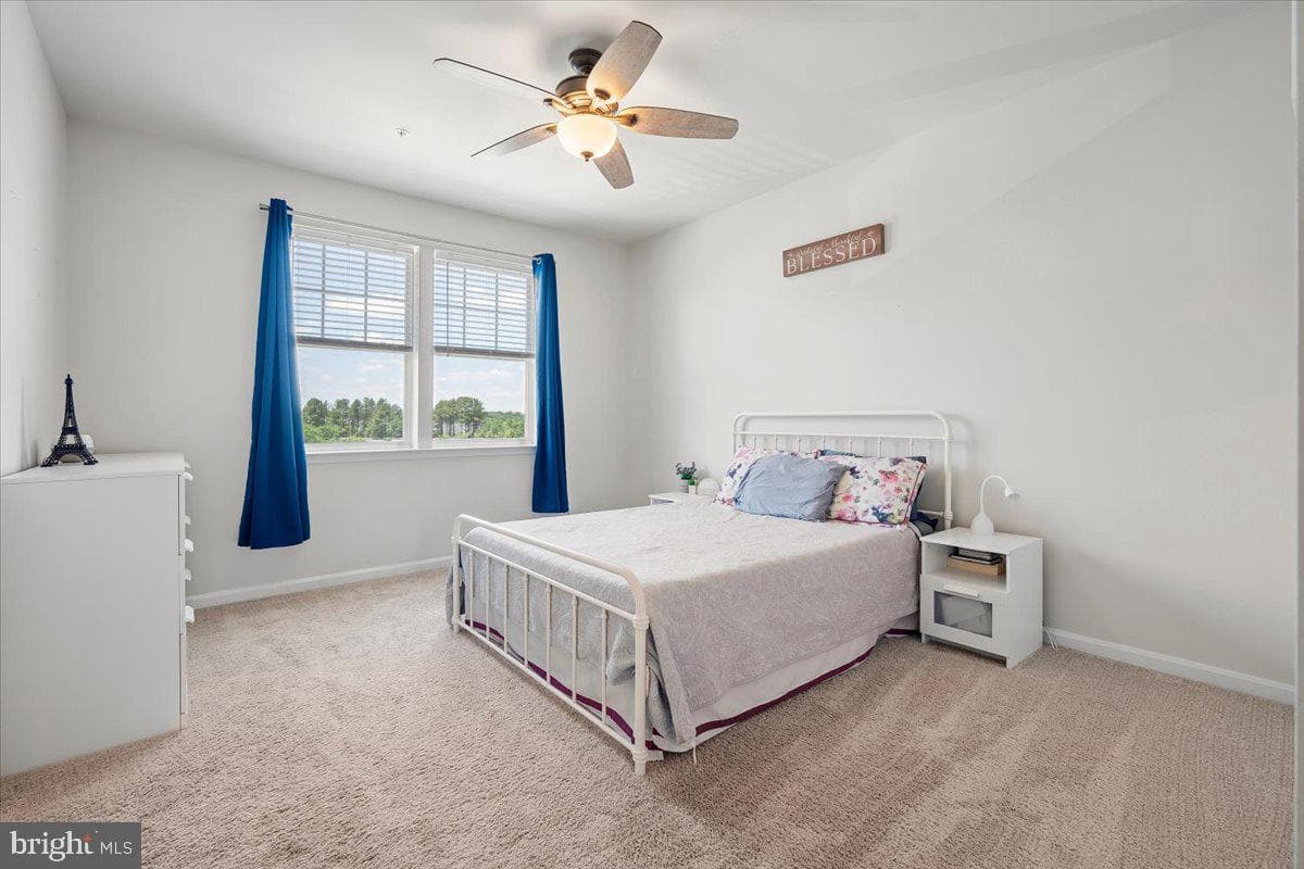 2020 Hinshaw Drive photo 24