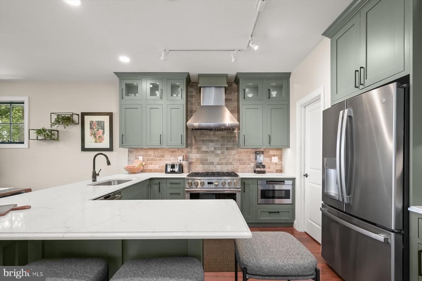 20 Shore Walk Road photo 18