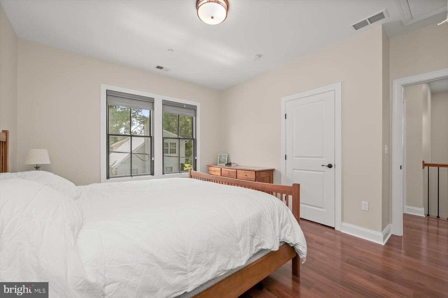 20 Shore Walk Road photo 43
