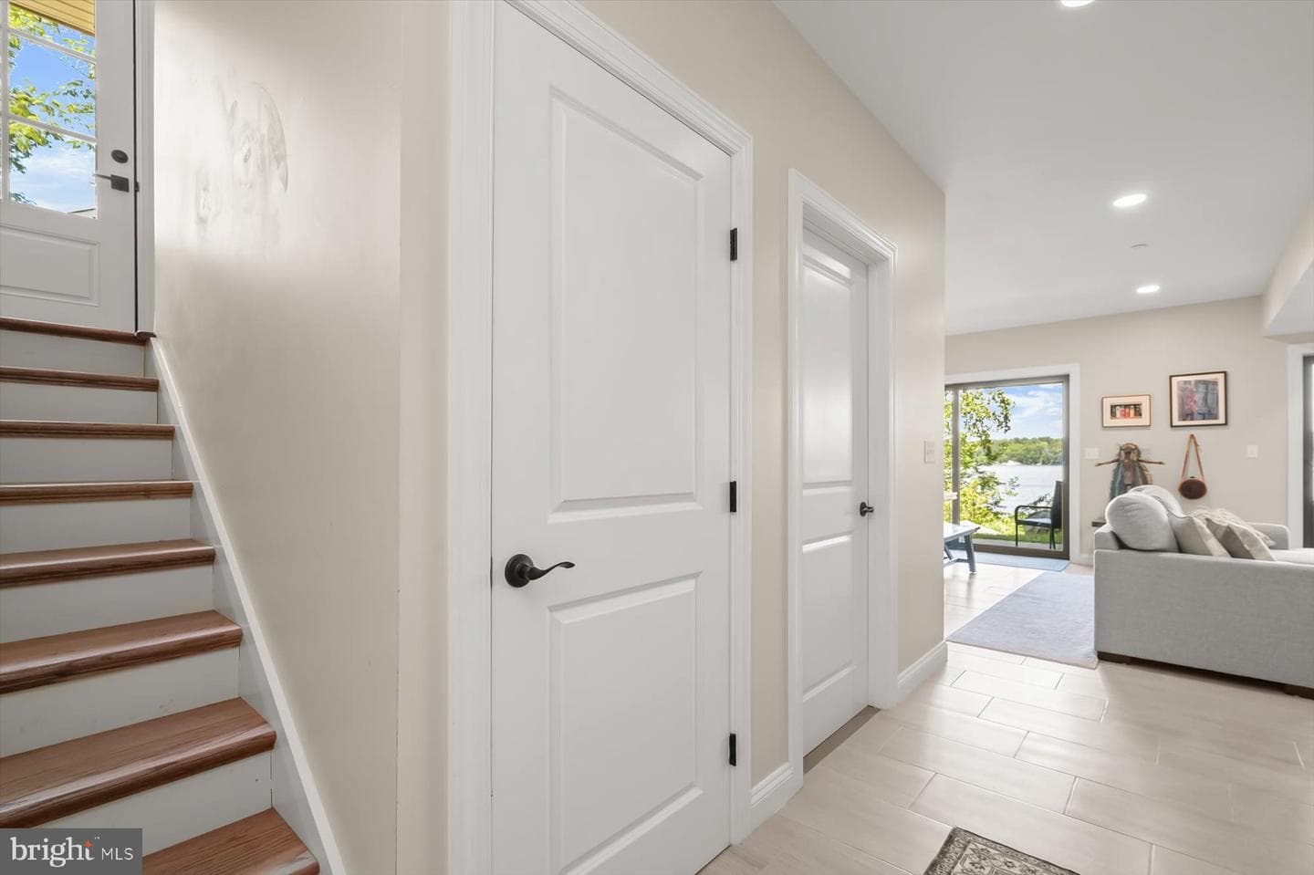 20 Shore Walk Road photo 46