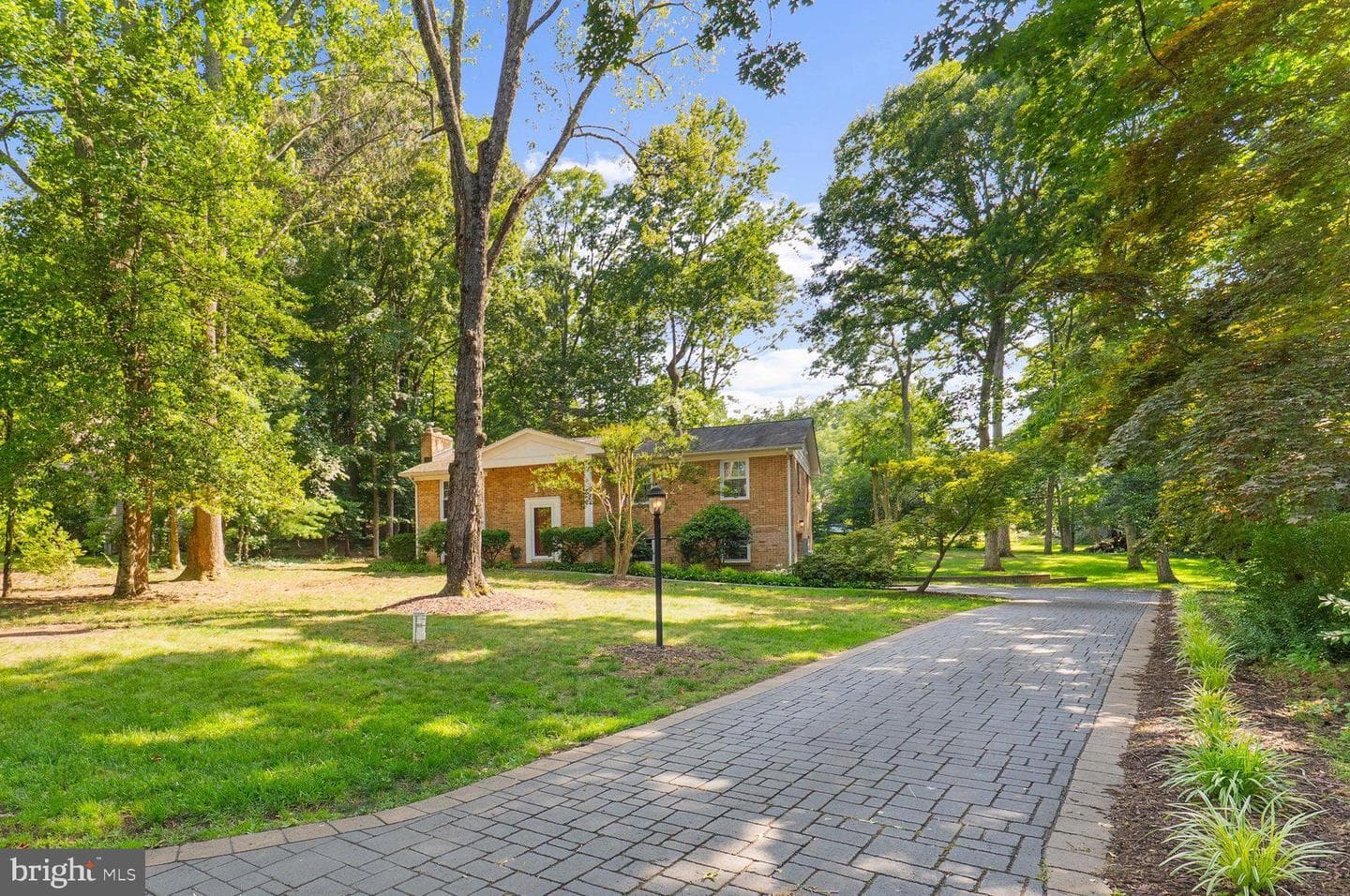 176 Cardamon Drive photo 1