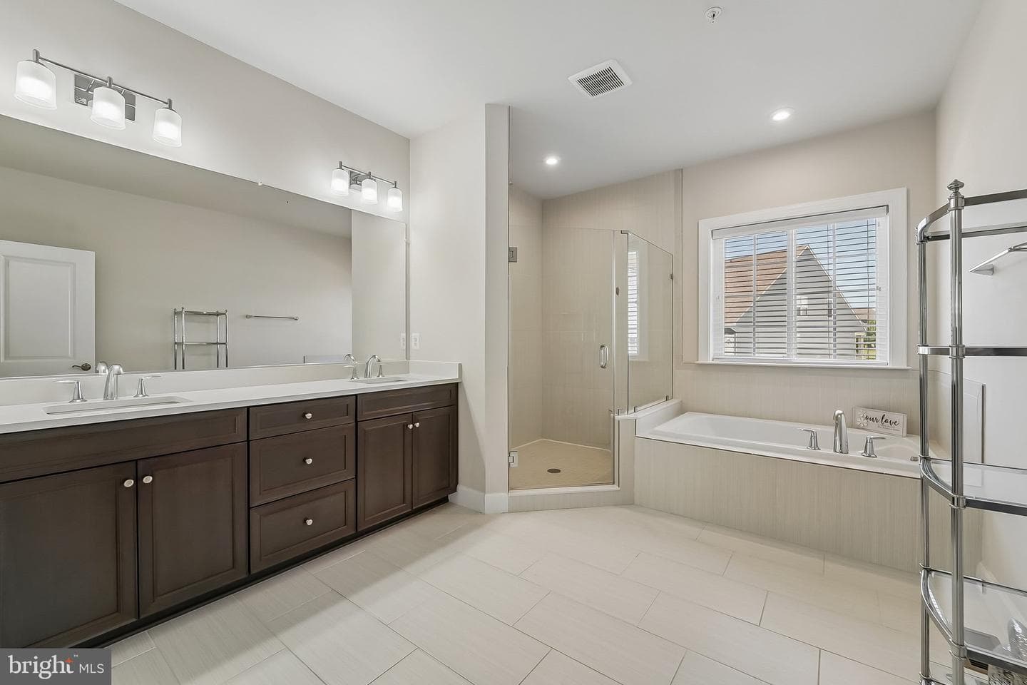 2849 Broad Wing Drive photo 32