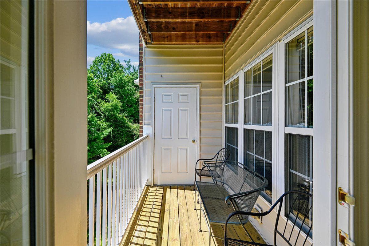 1011 Samantha Lane #302 photo 9