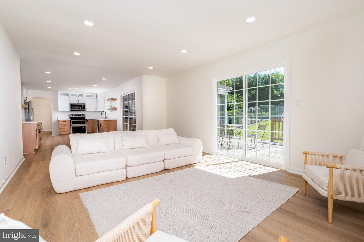 6091 Franklin Gibson Road photo 17
