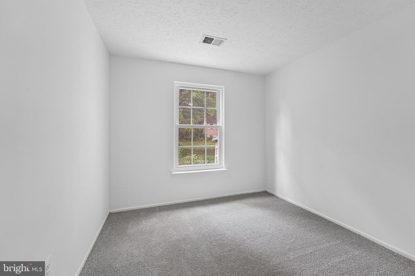 1502 Clearfield Circle photo 13