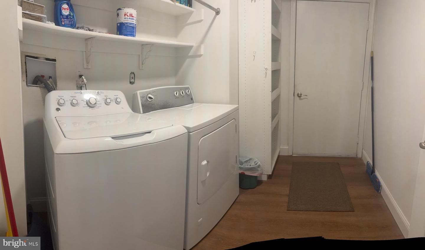708 Sydney Terrace photo 35