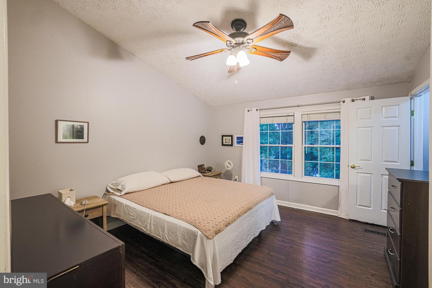 1334 Hollow Glen photo 25