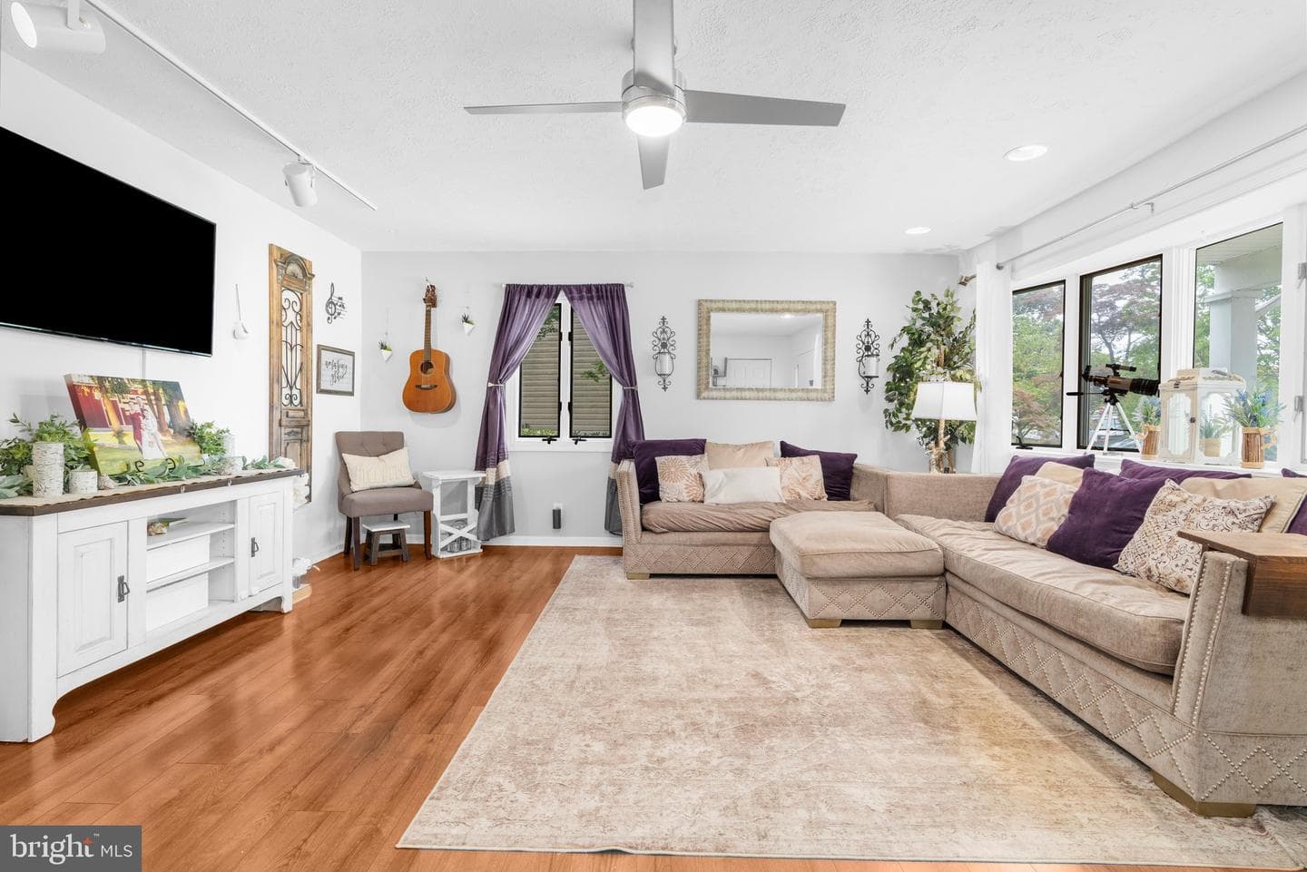 605 Carolyn Road photo 12