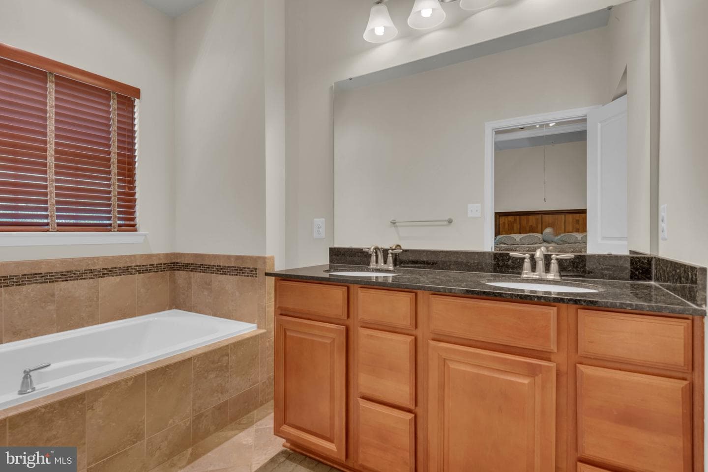 7278 Dorchester Woods Lane photo 17