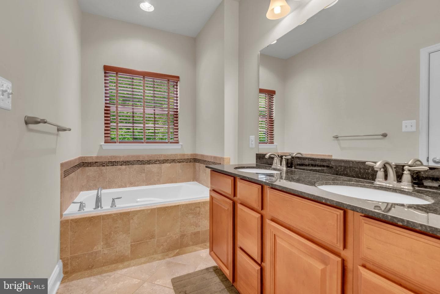 7278 Dorchester Woods Lane photo 19