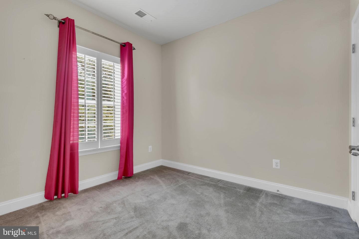 7278 Dorchester Woods Lane photo 22