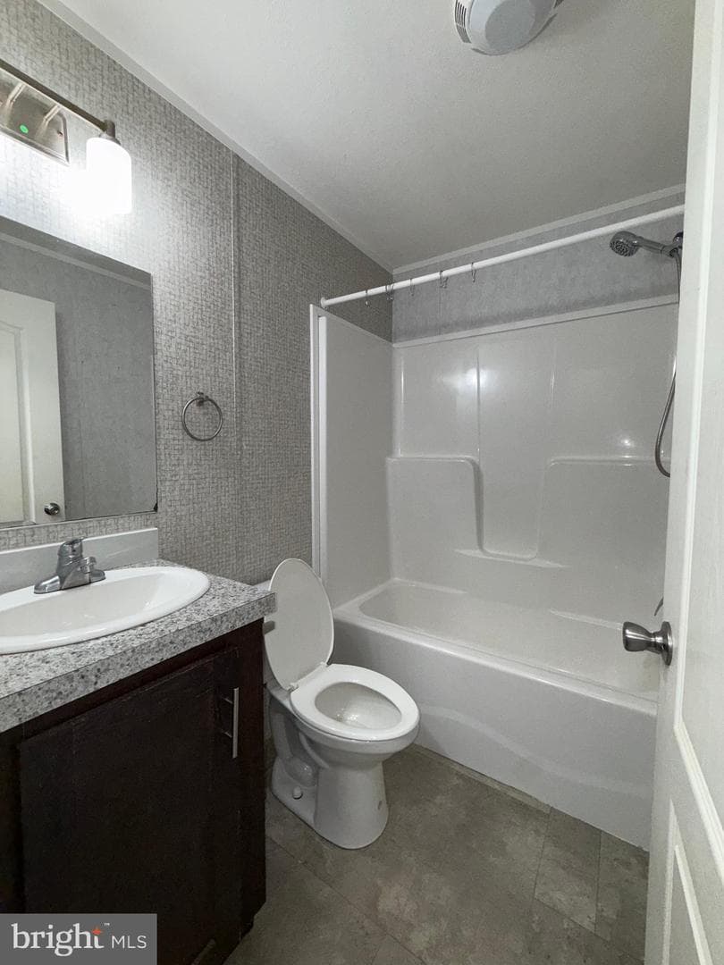 34 2nd Street photo 12