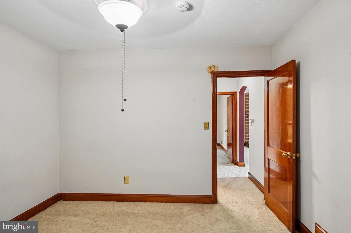 1110 Tyler Avenue photo 23