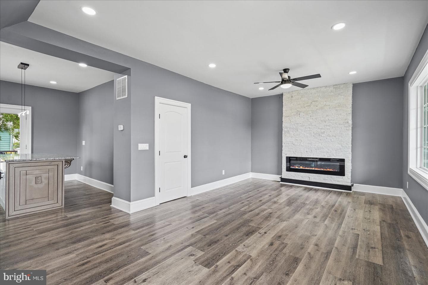 5234 6th Street photo 10
