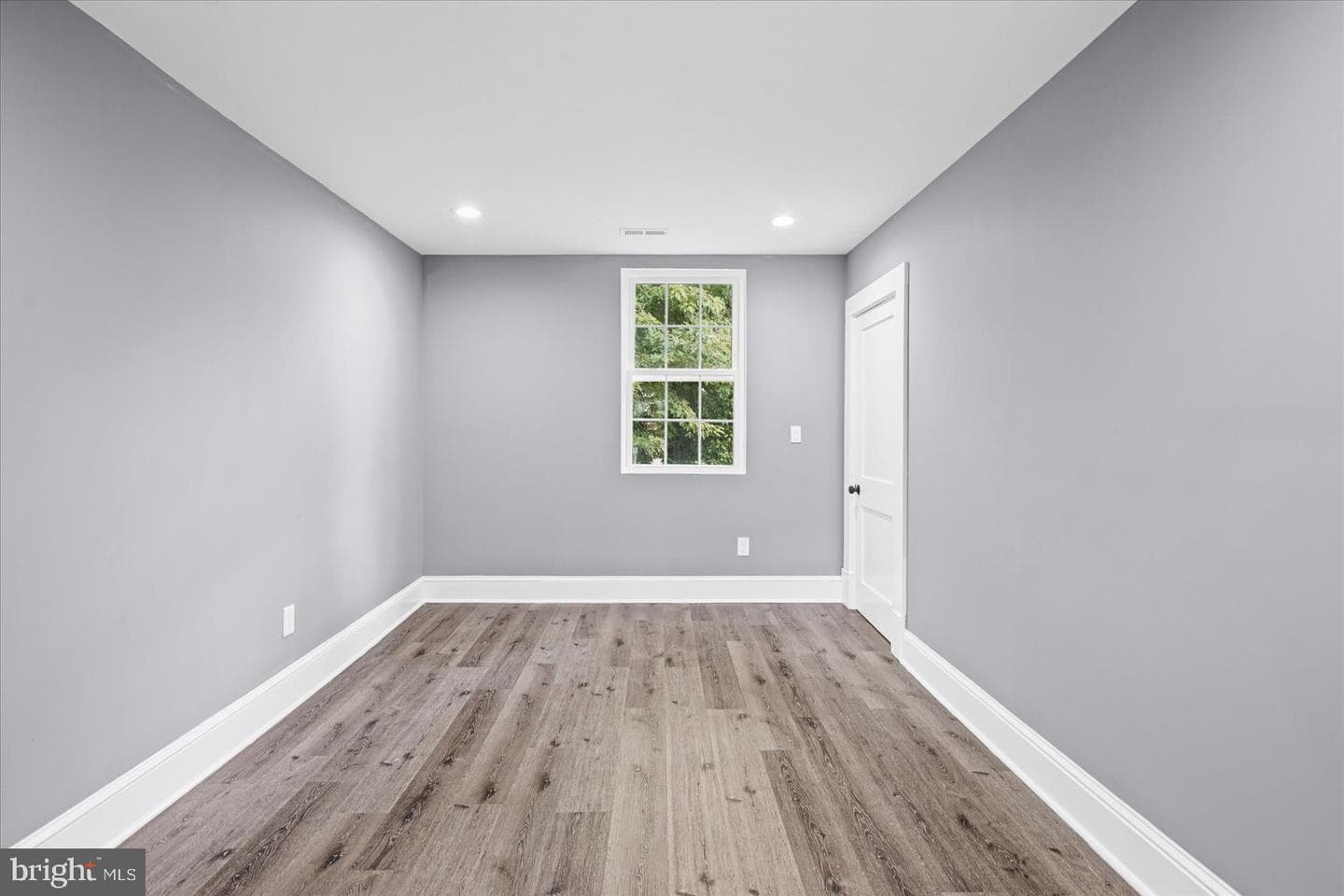 5234 6th Street photo 29