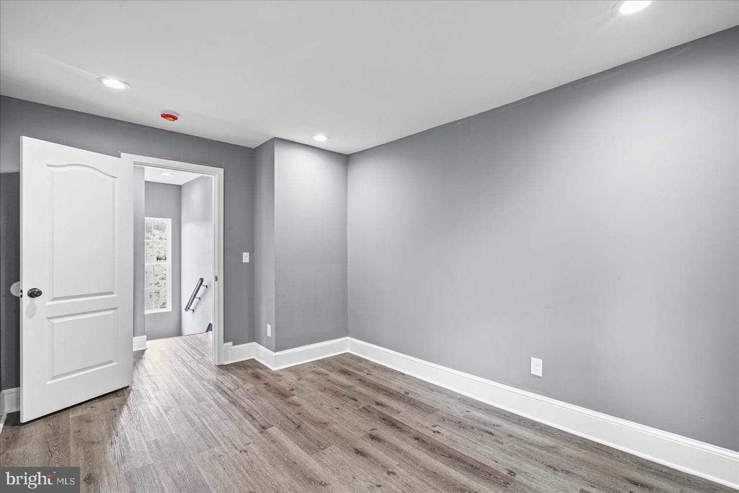 5234 6th Street photo 30