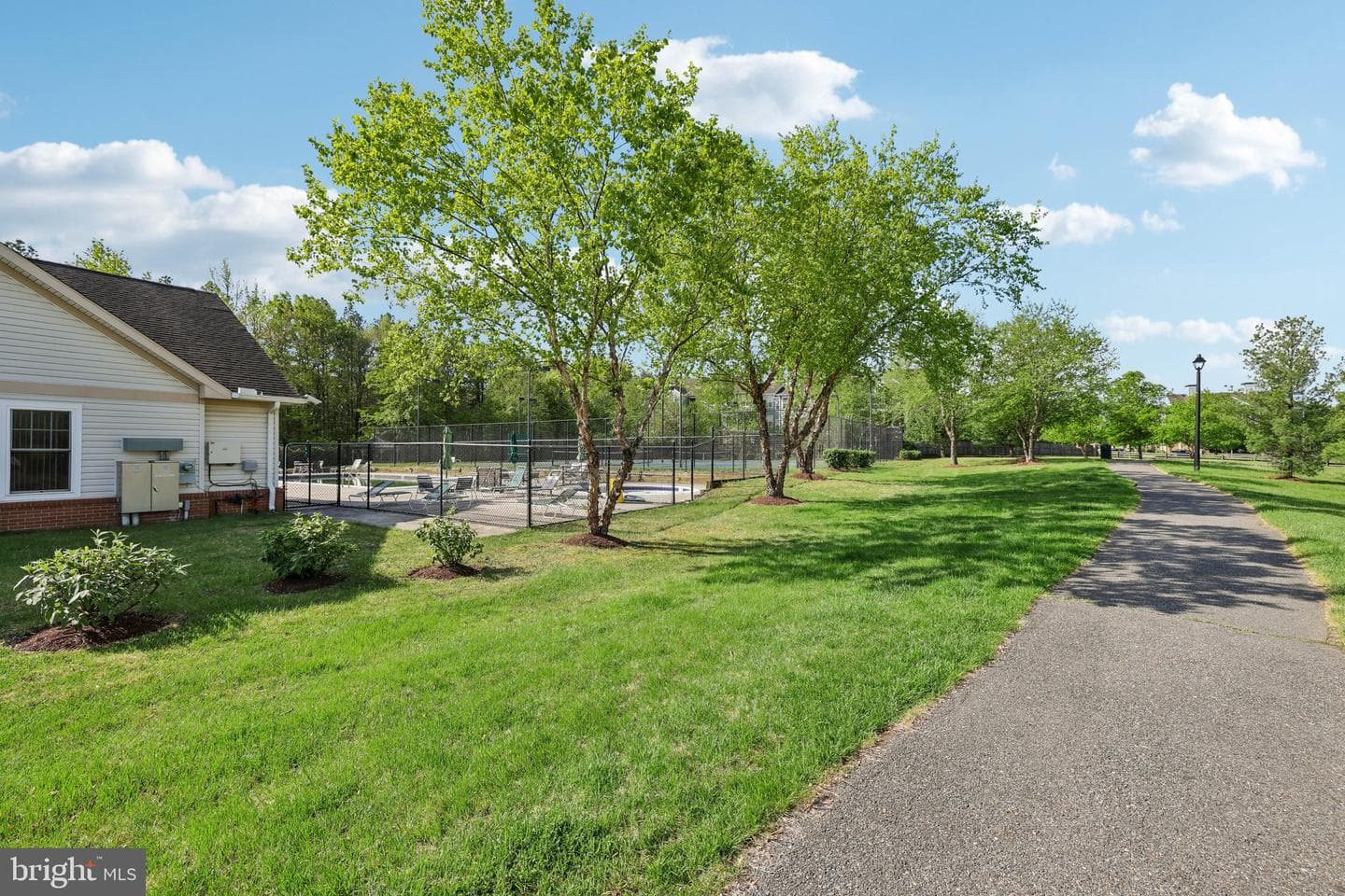 2553 Blue Water Boulevard photo 33