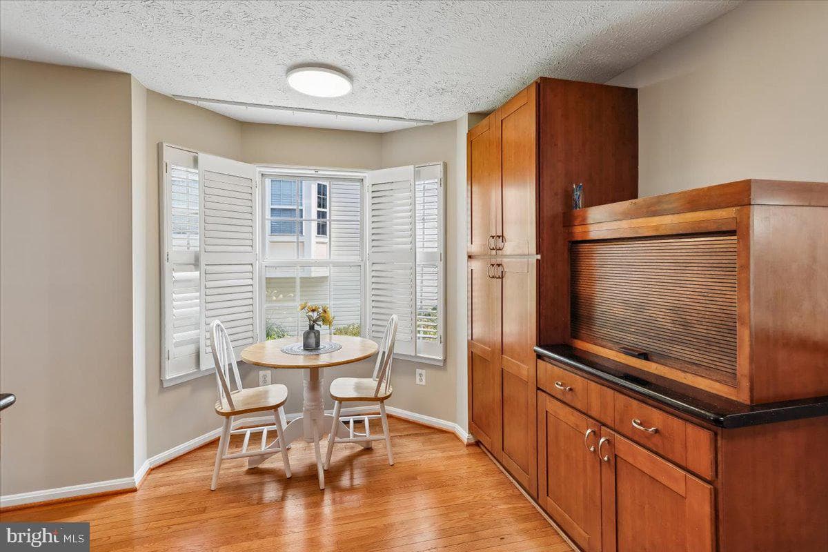 608 Talon Court photo 10