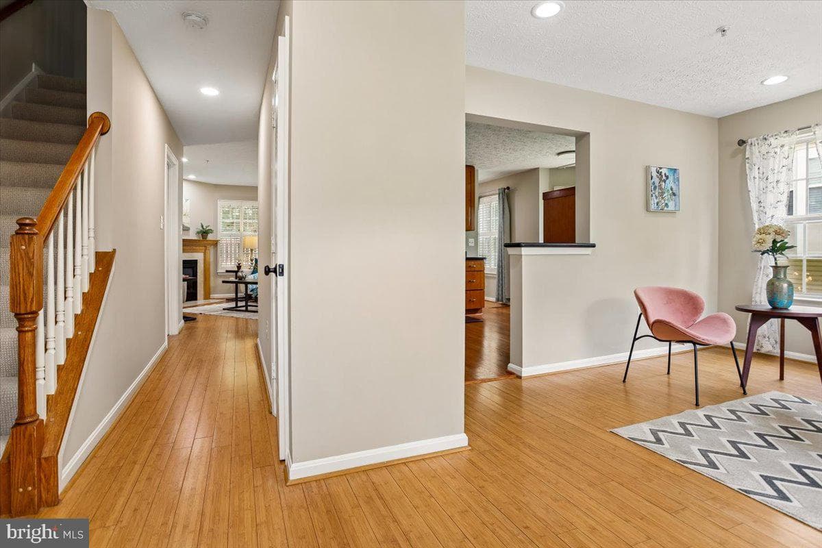 608 Talon Court photo 6