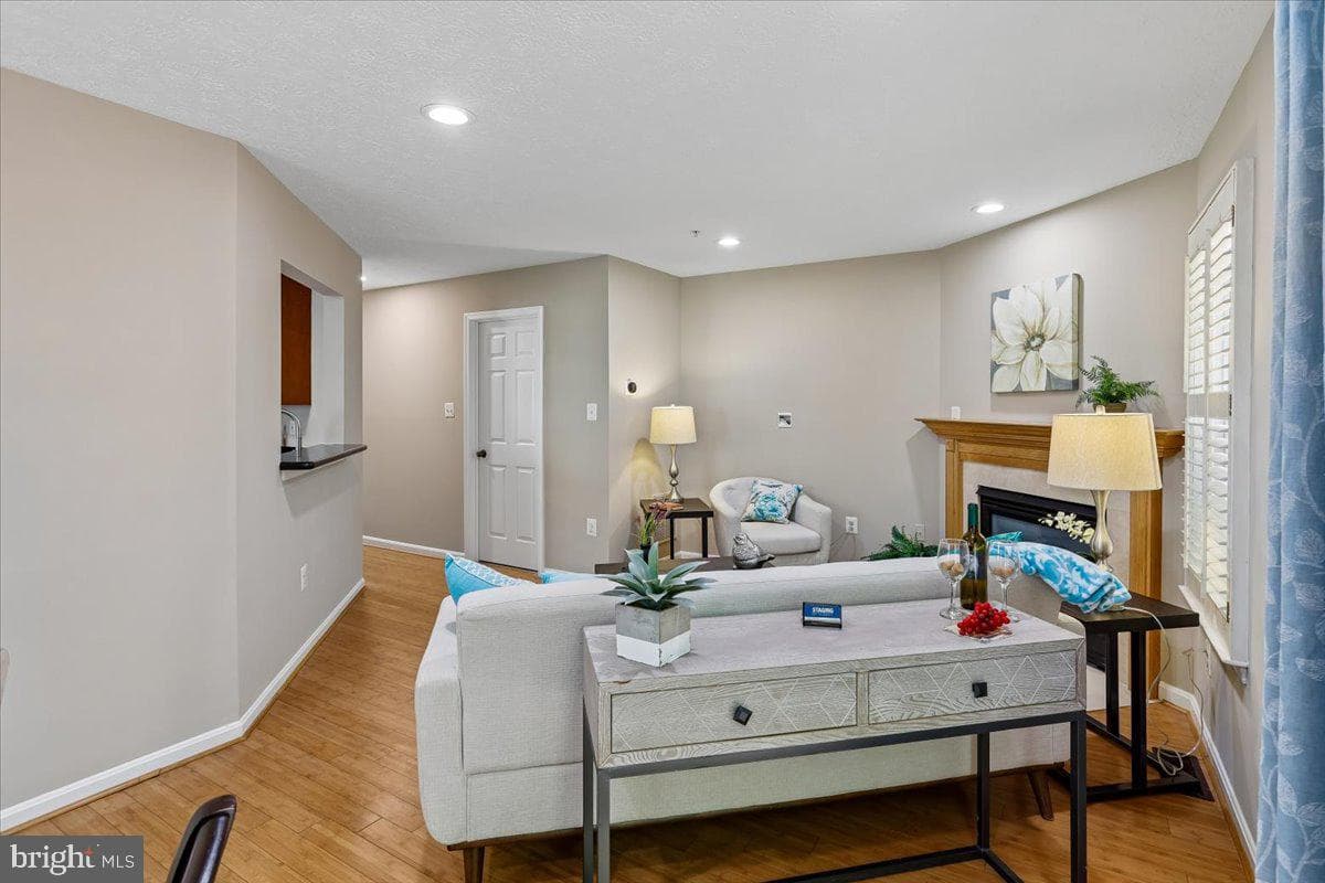 608 Talon Court photo 8