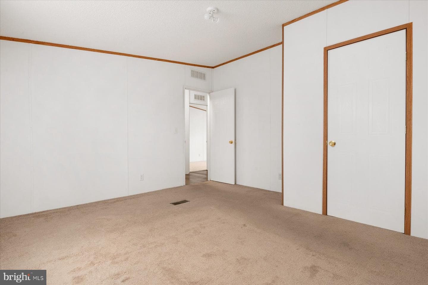 7513 Gleneagle Drive photo 12