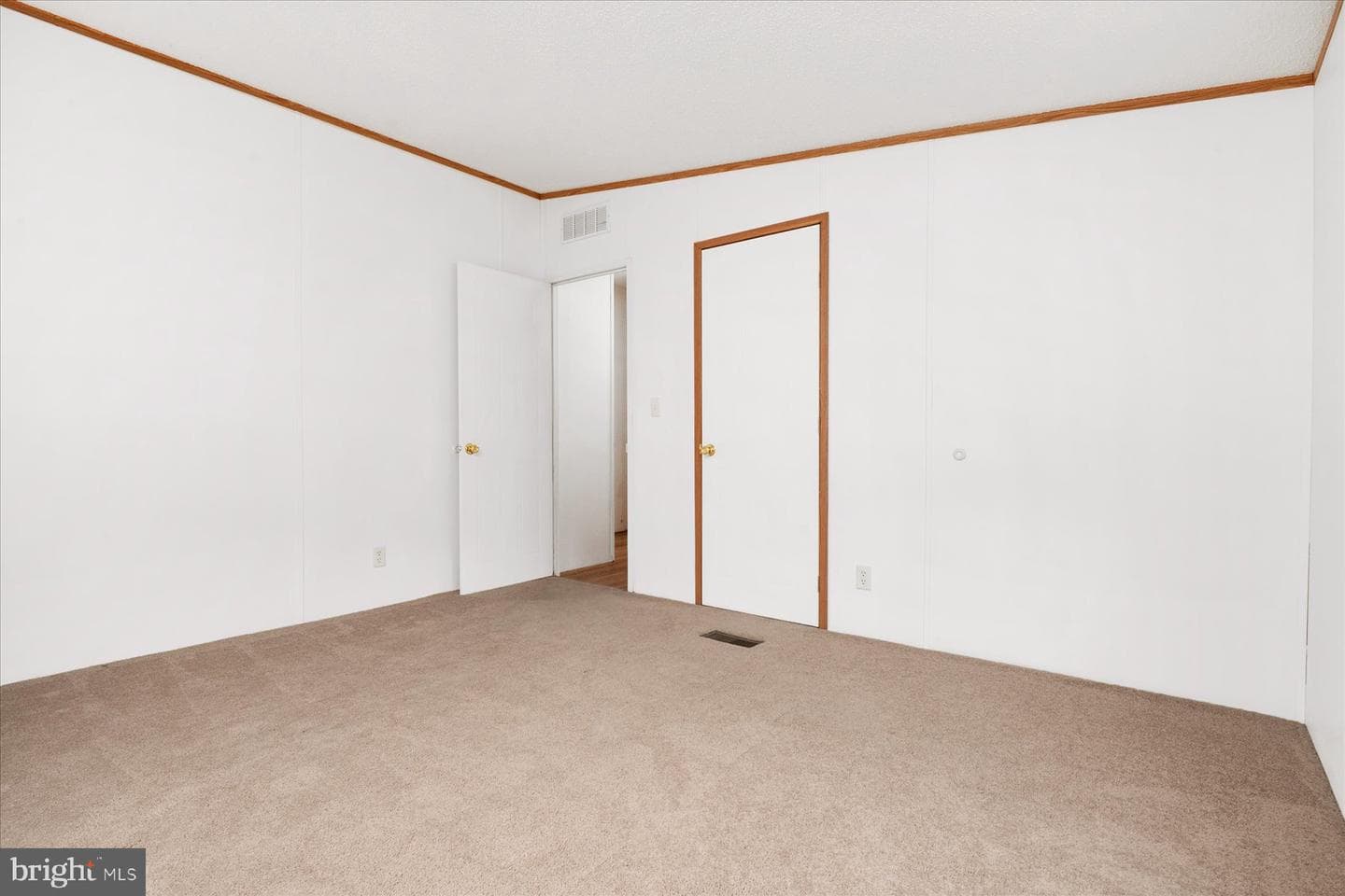 7513 Gleneagle Drive photo 14