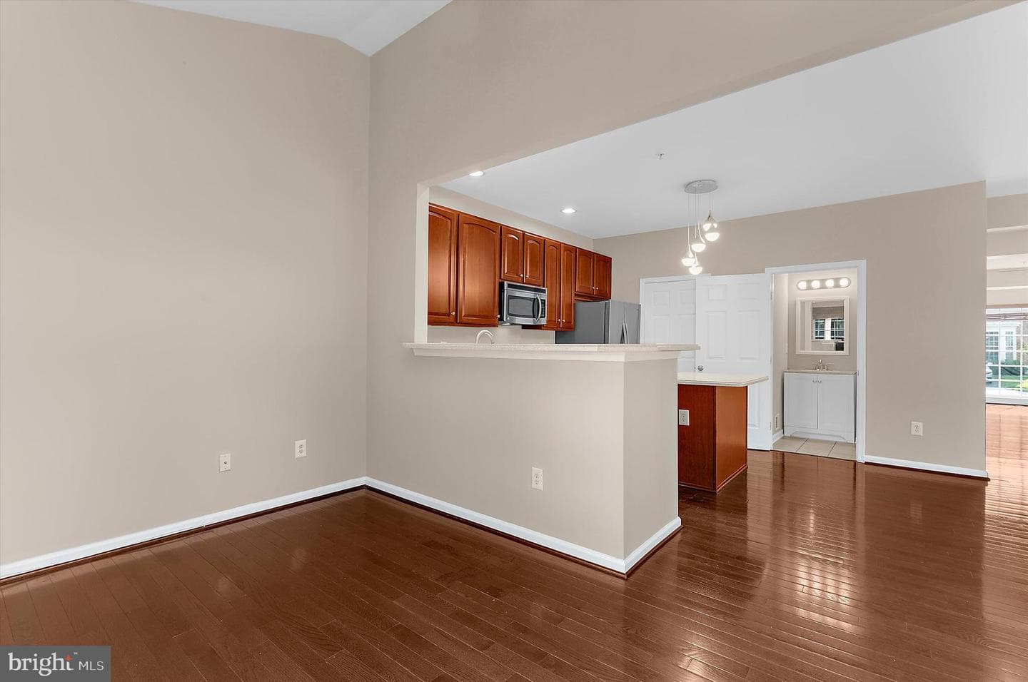 2432 Knapps Way photo 16