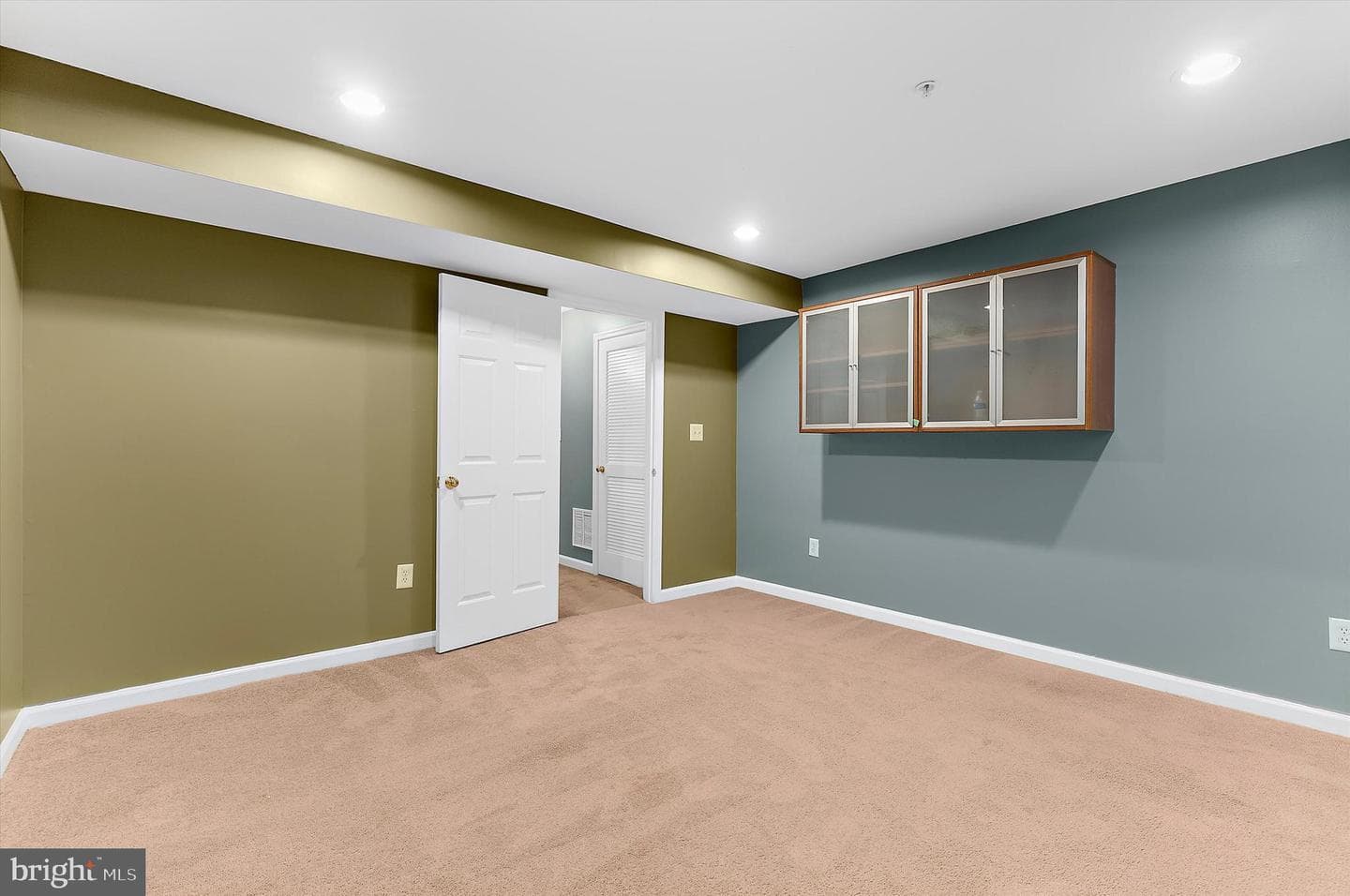 2432 Knapps Way photo 31