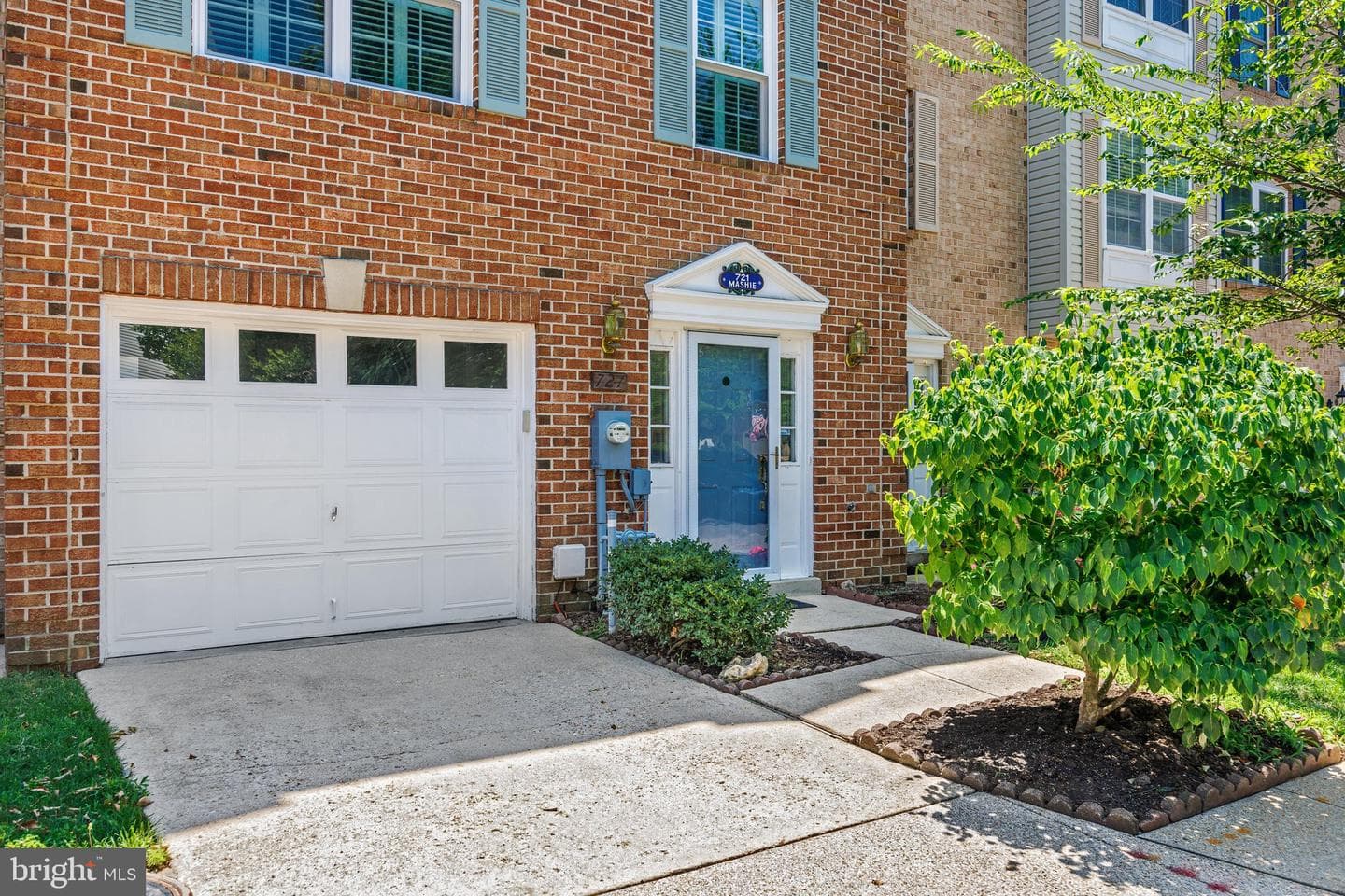 721 Mashie Court photo 4