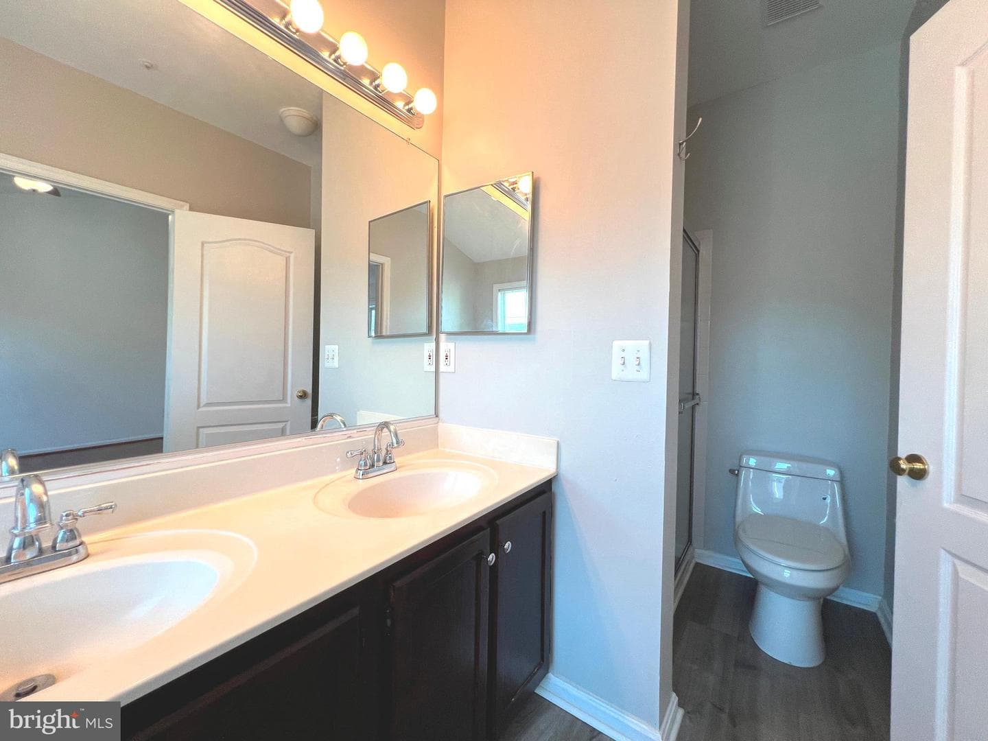 1727 Wood Carriage Way #105 photo 27