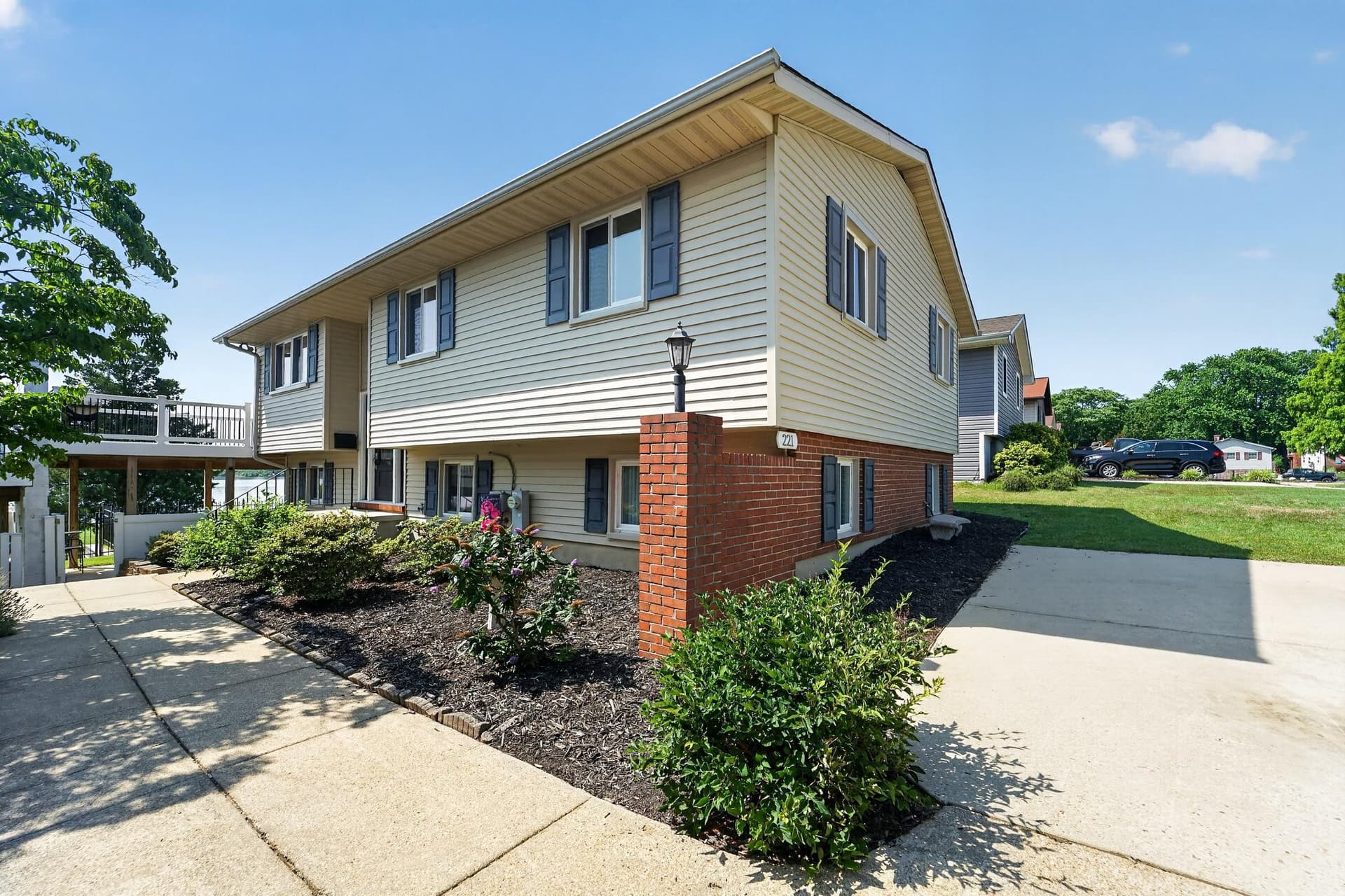 221 Atlanta Road photo 4