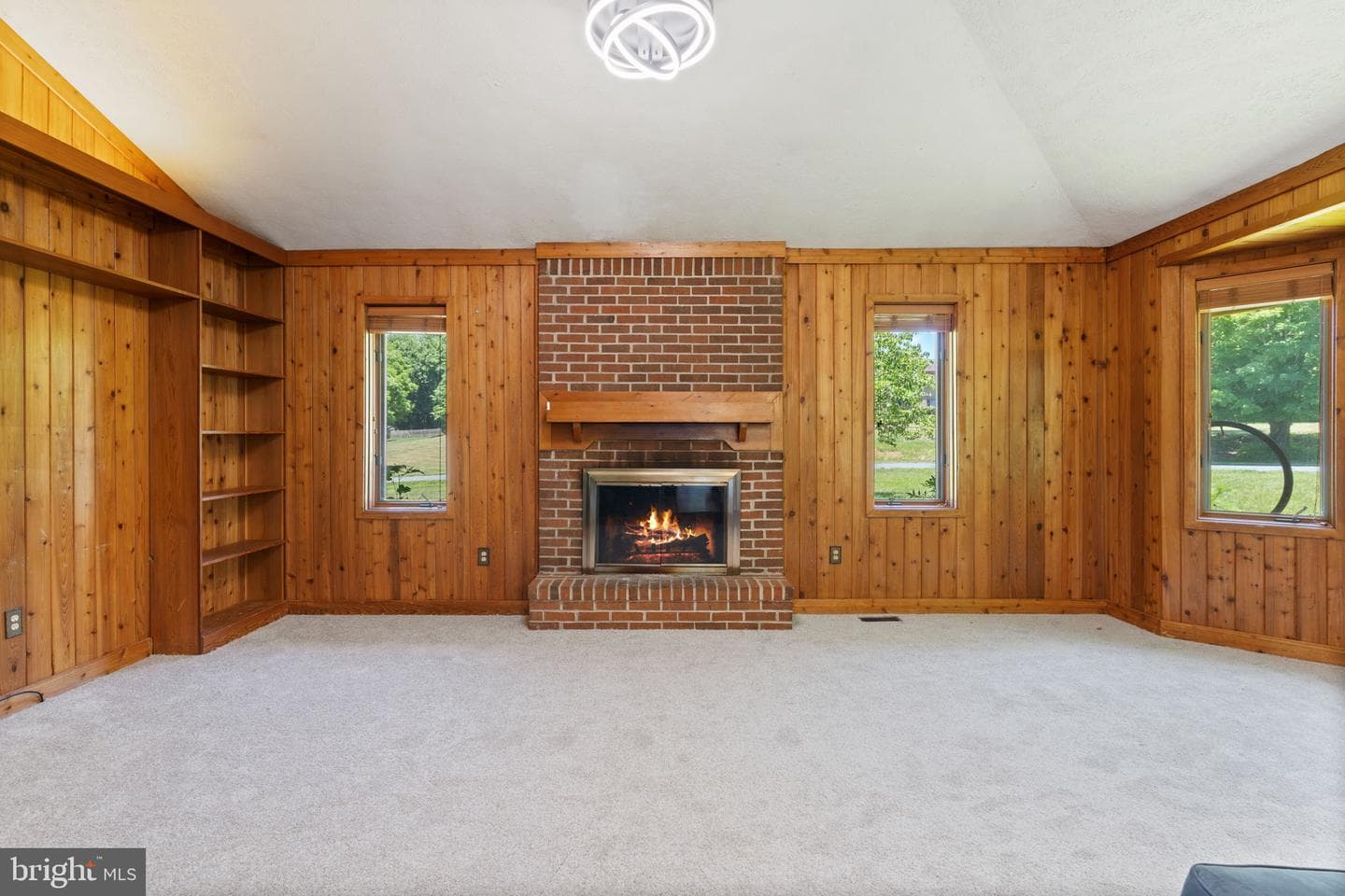 1047 Sugar Maple Drive photo 14