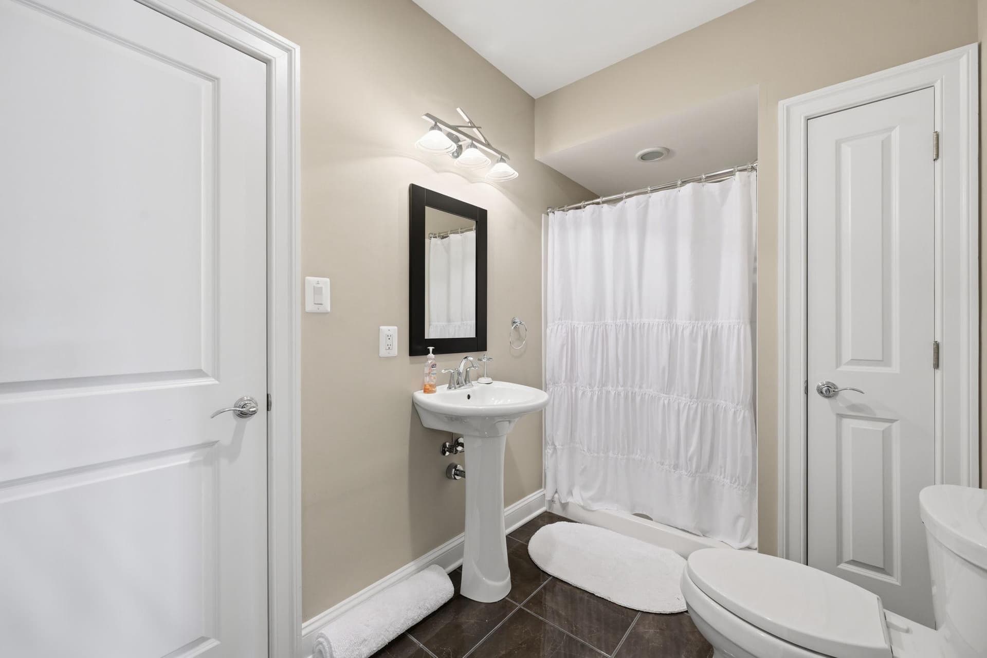 641 Honeysuckle Lane photo 41