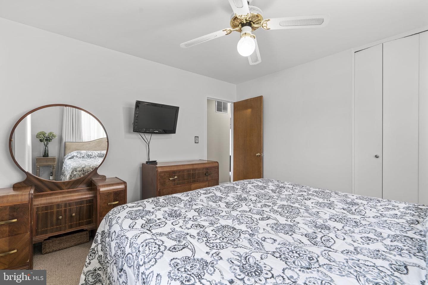 805 Glenview Avenue photo 25