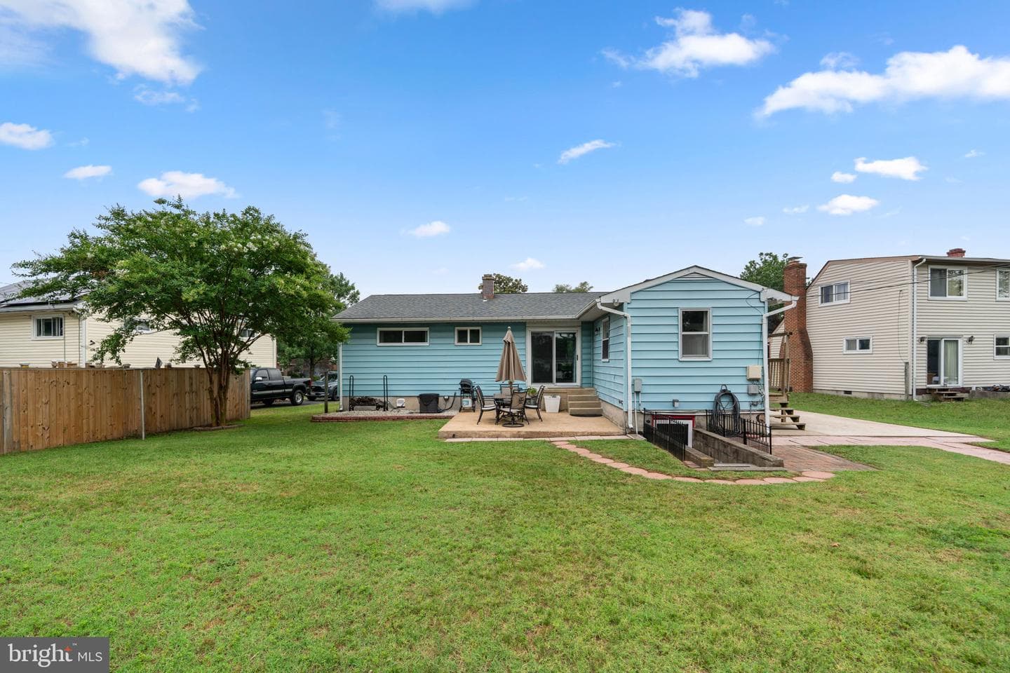 805 Glenview Avenue photo 42