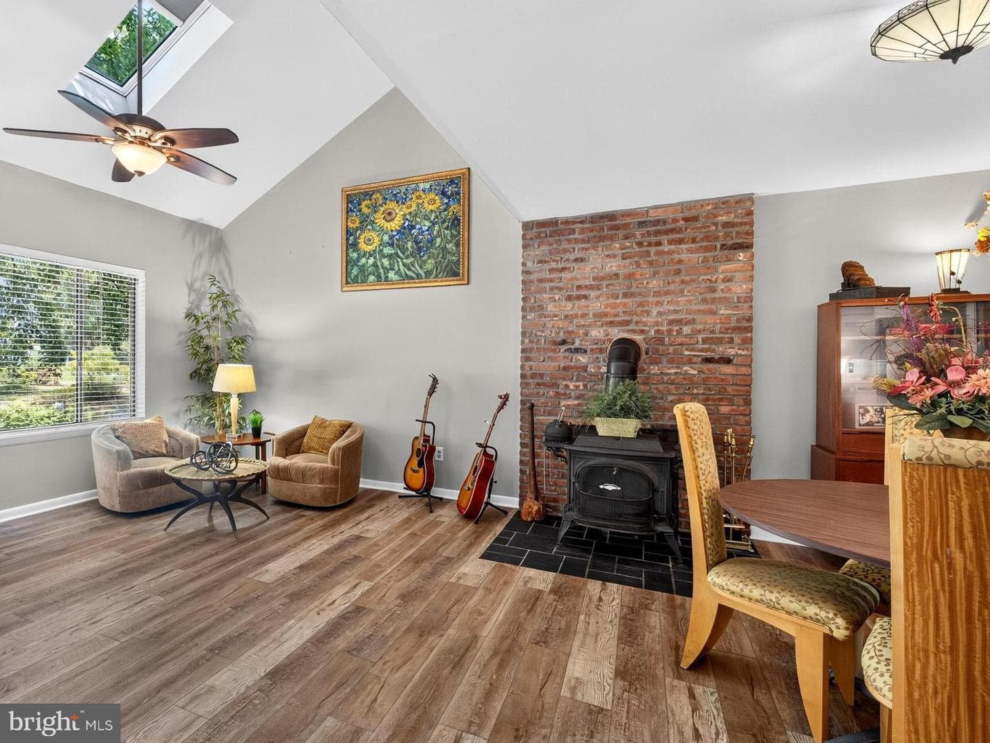 1189 Highview Drive photo 8