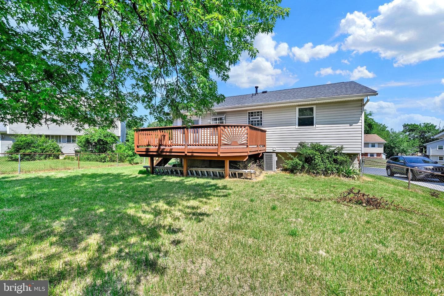 482 Kenora Drive photo 32