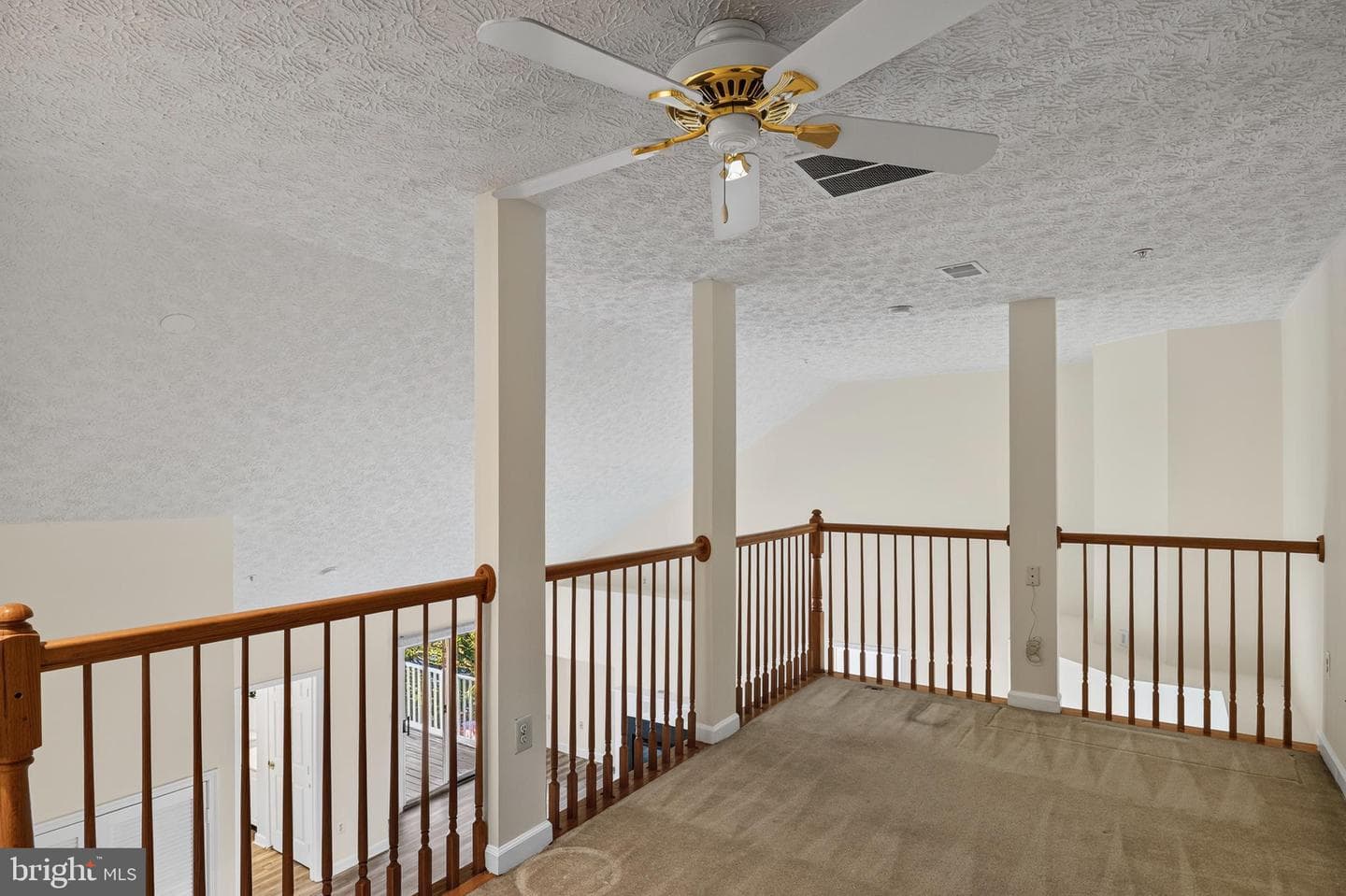 619 Admiral Drive #401 photo 9