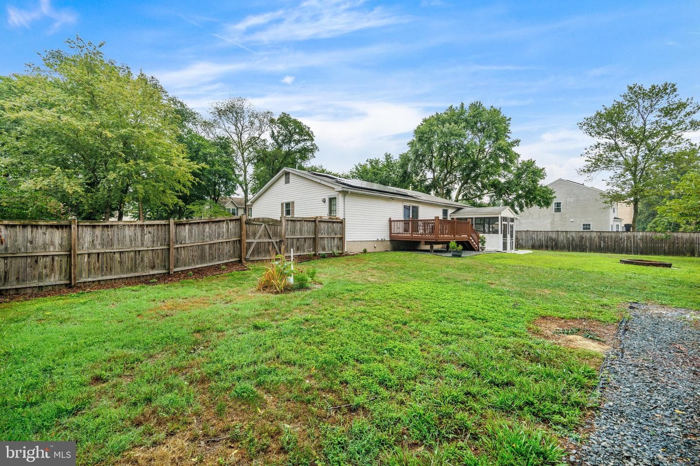 110 W Virginia Avenue photo 48
