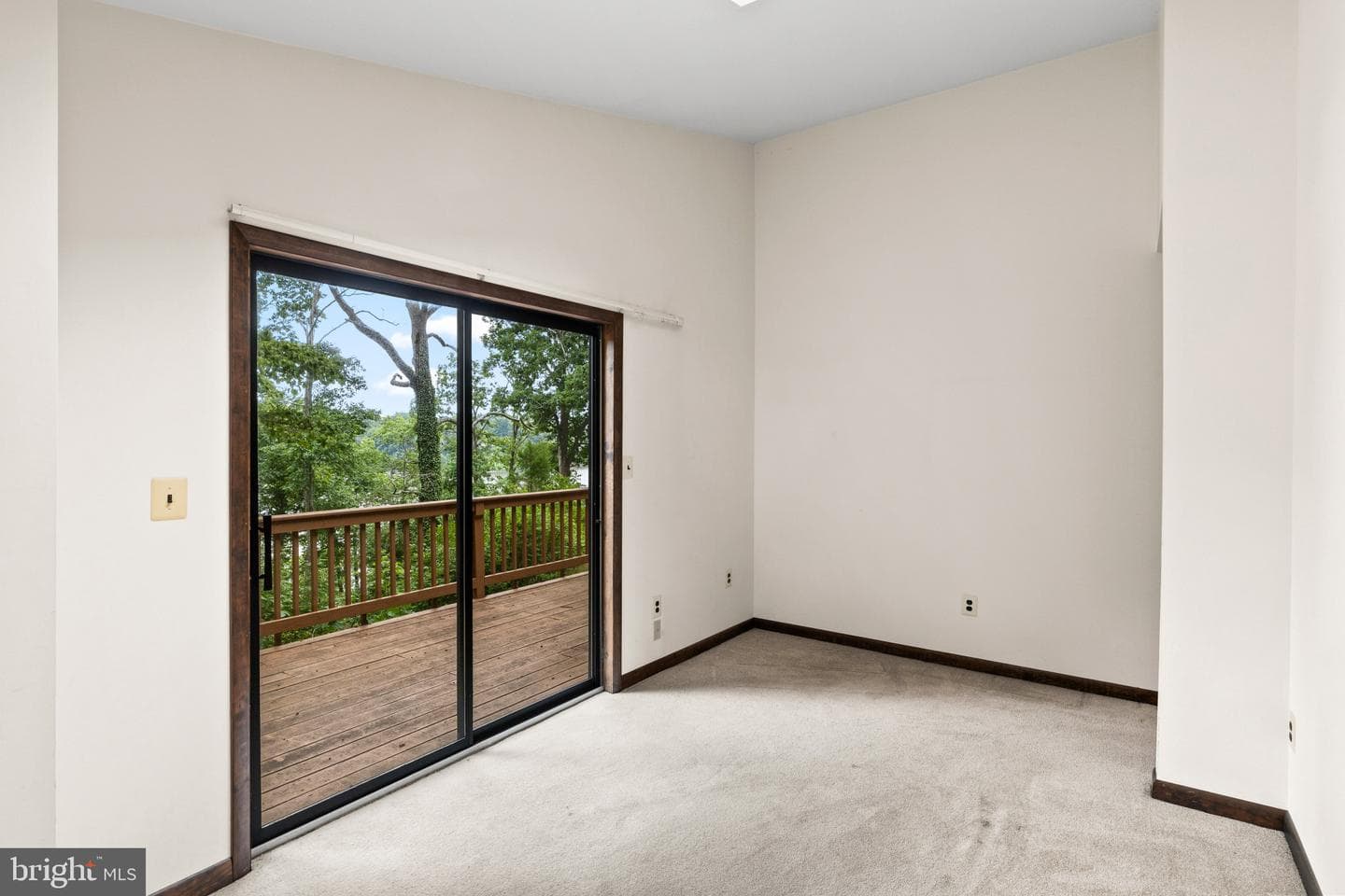 783 Sonne Drive photo 18