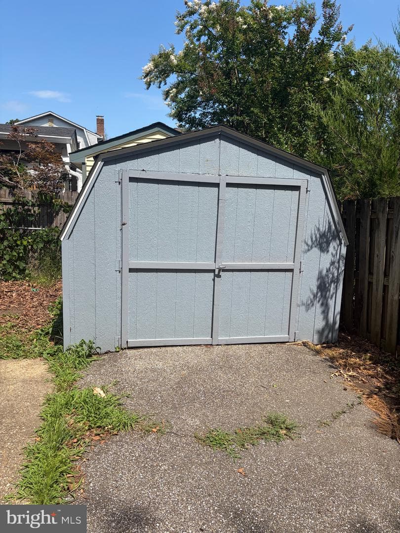 311 Londontown Road photo 22