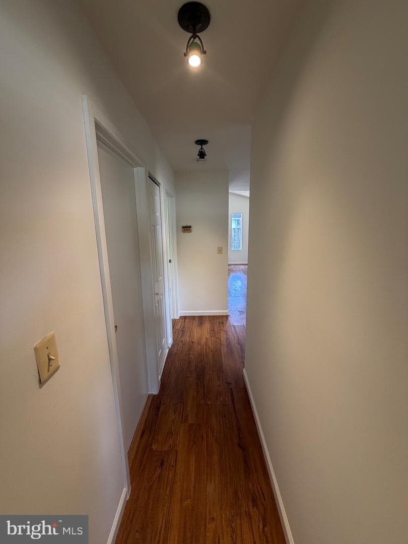 311 Londontown Road photo 7