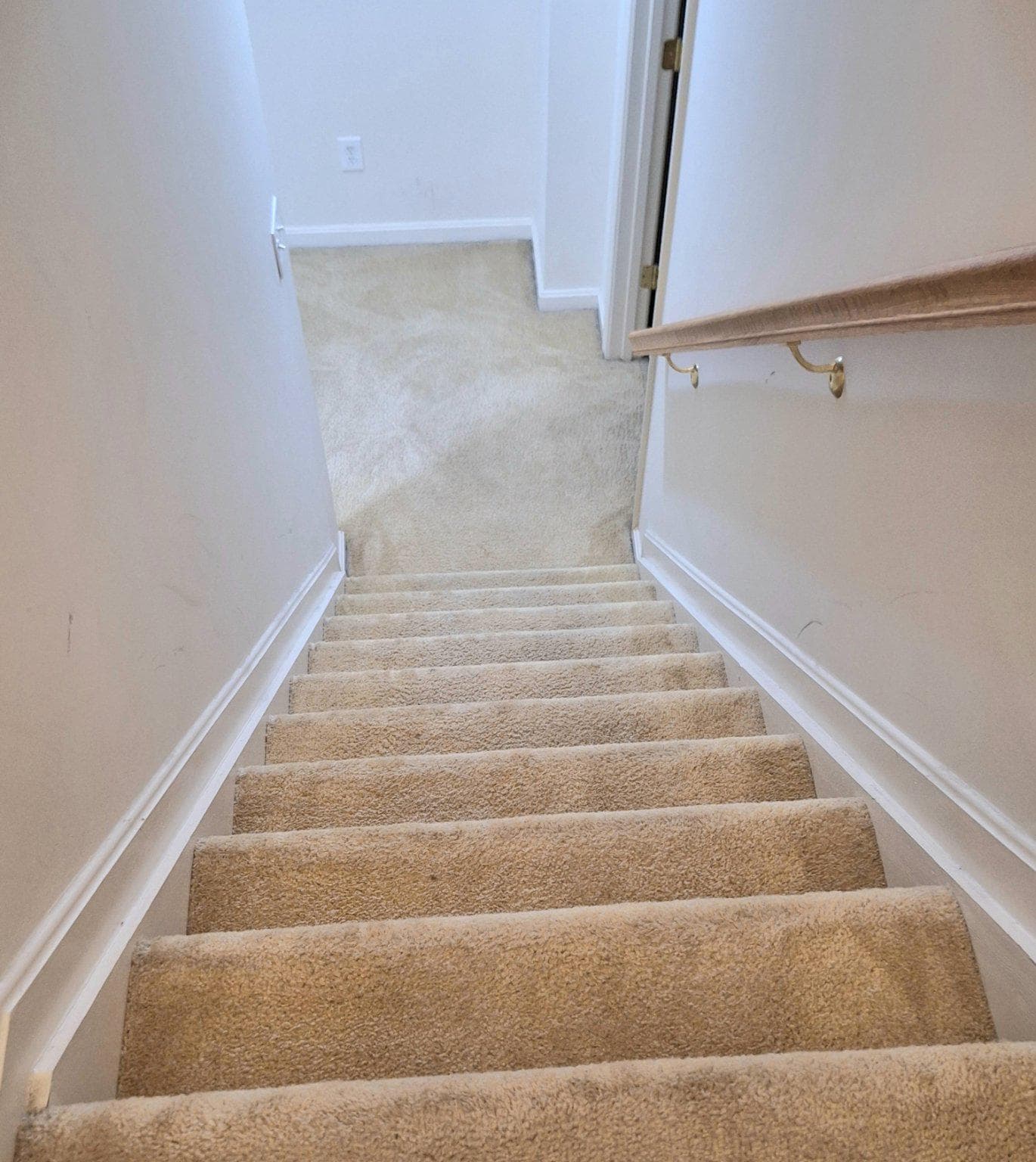 7906 Springridge Road photo 20