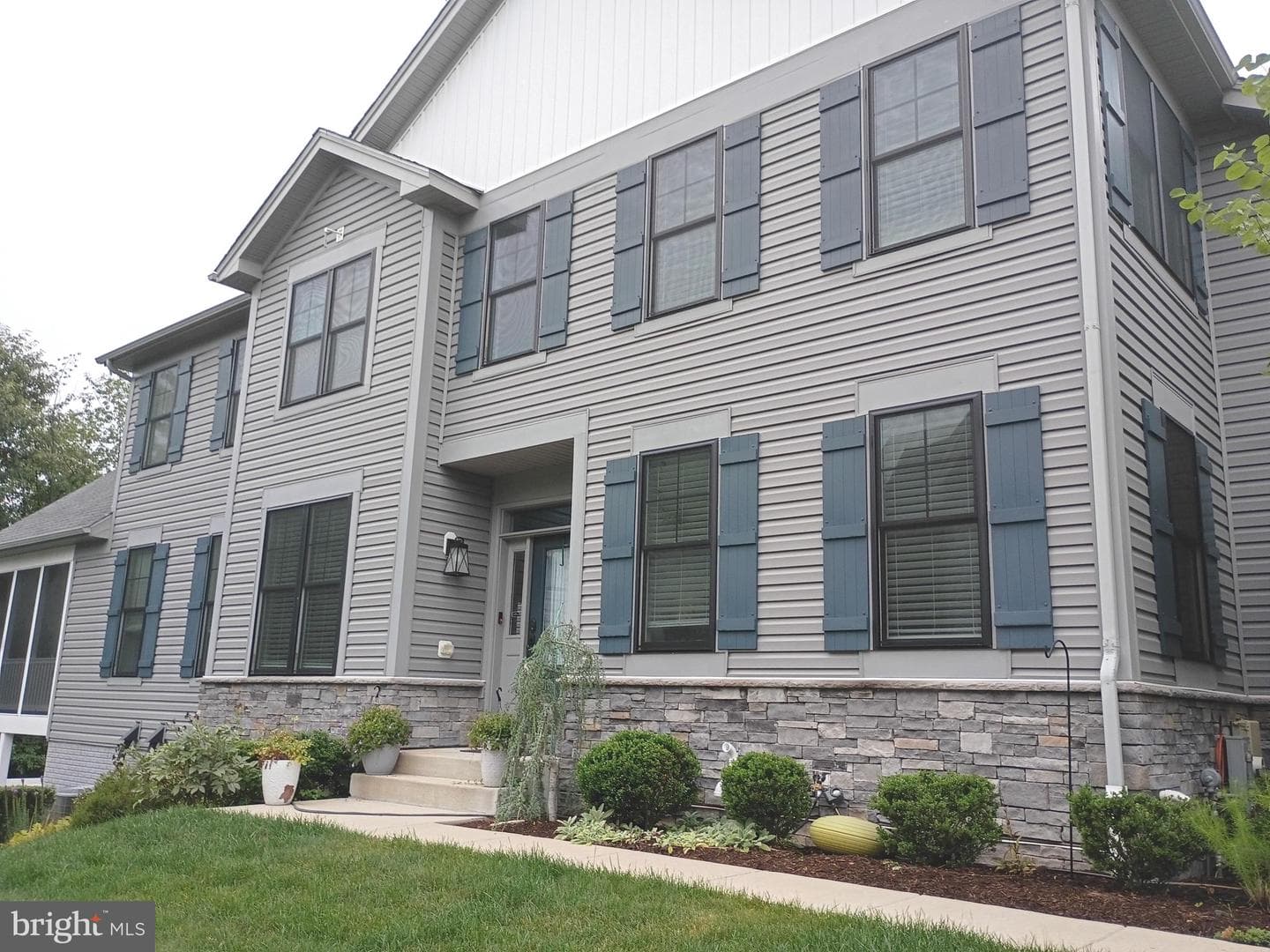 8643 Saint Anthony Drive photo 3