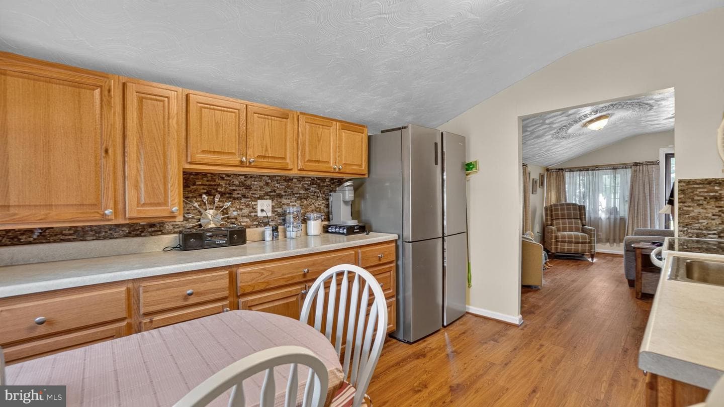 516 Oakwood Road photo 7