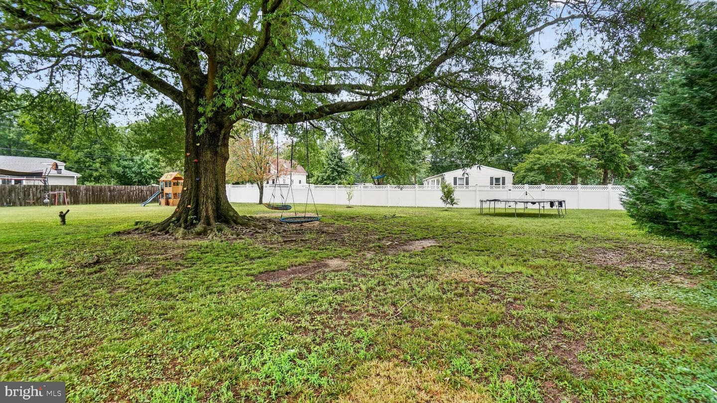 7724 Locust Grove Road photo 65