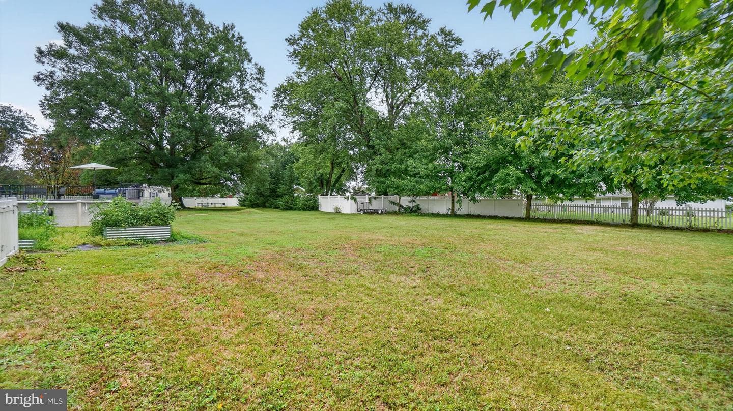 7724 Locust Grove Road photo 71
