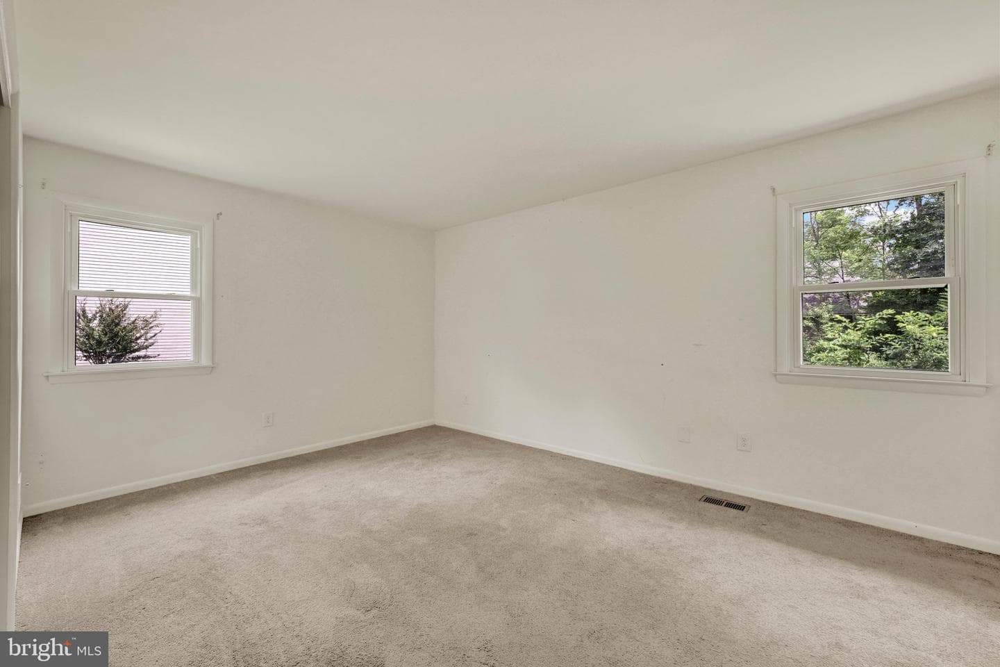 449 Cloverdale Circle photo 13